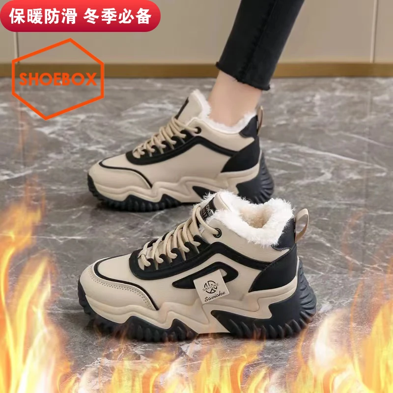 达芙妮旗下鞋柜保暖雪地靴女款2025新款春季防滑大棉鞋加绒高帮鞋