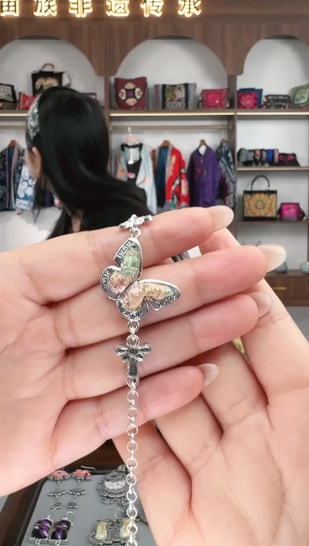 【闪购商品】织绣扶光苗族古绣60