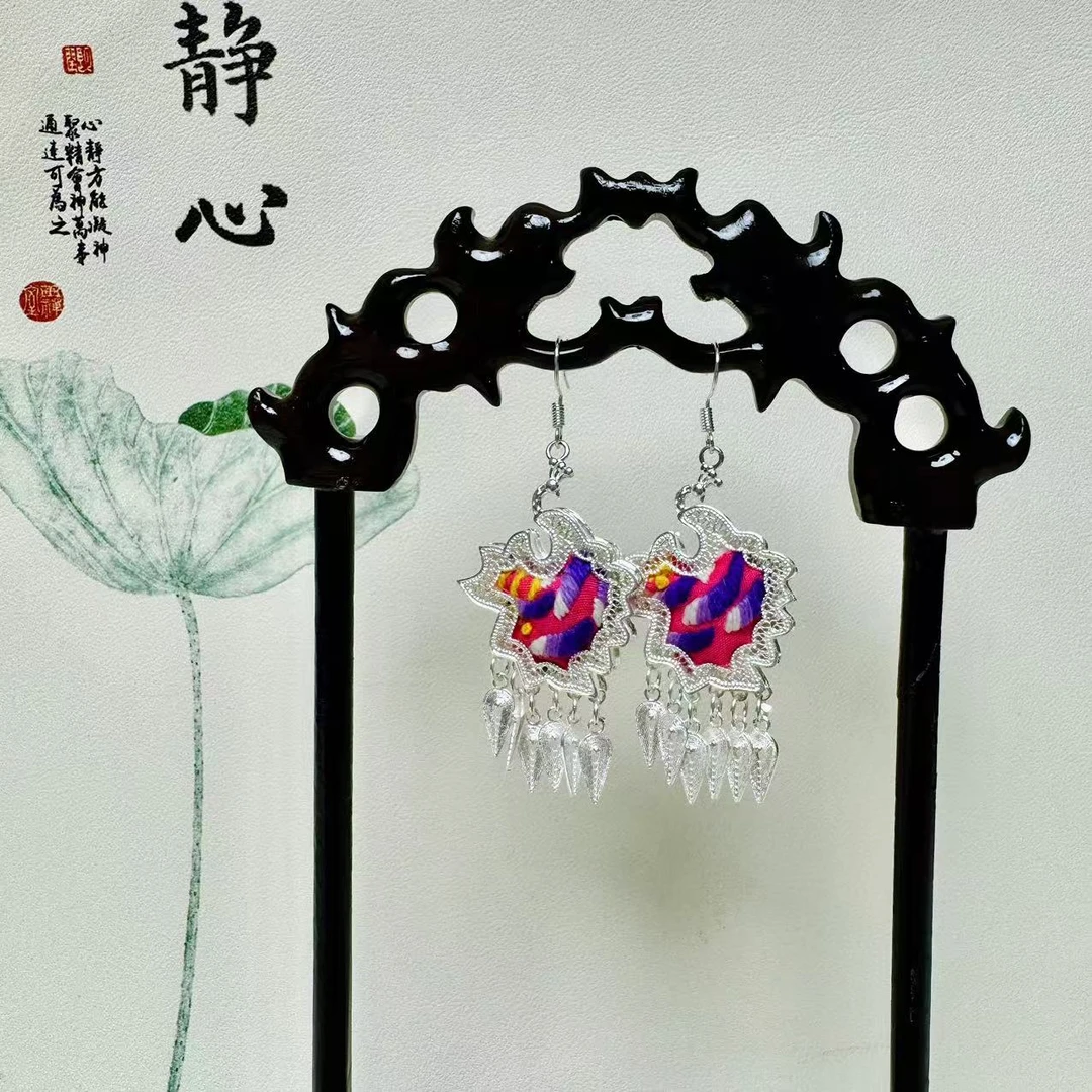 苗族刺绣/手工刺绣/非遗传承/耳环饰品