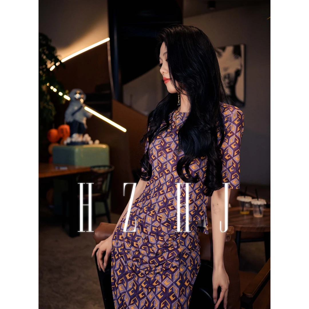 HZHJ新款原创设计师  紫色曼陀罗短袖套装裙 气质 复古显白097