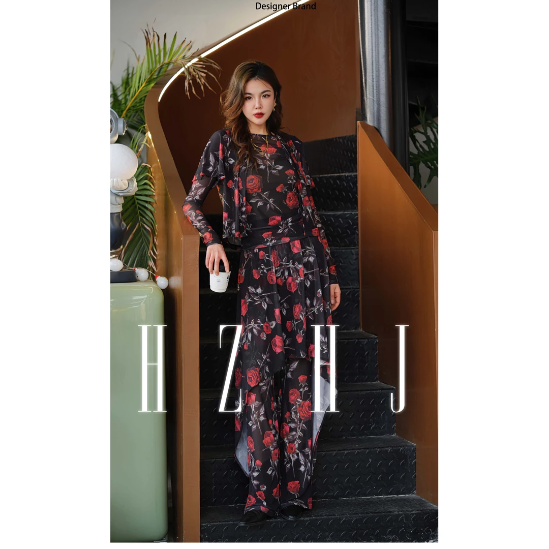 HZHJ新款原创设计 黑底玫瑰套装裤（三件套） 时尚优雅贵族高定130