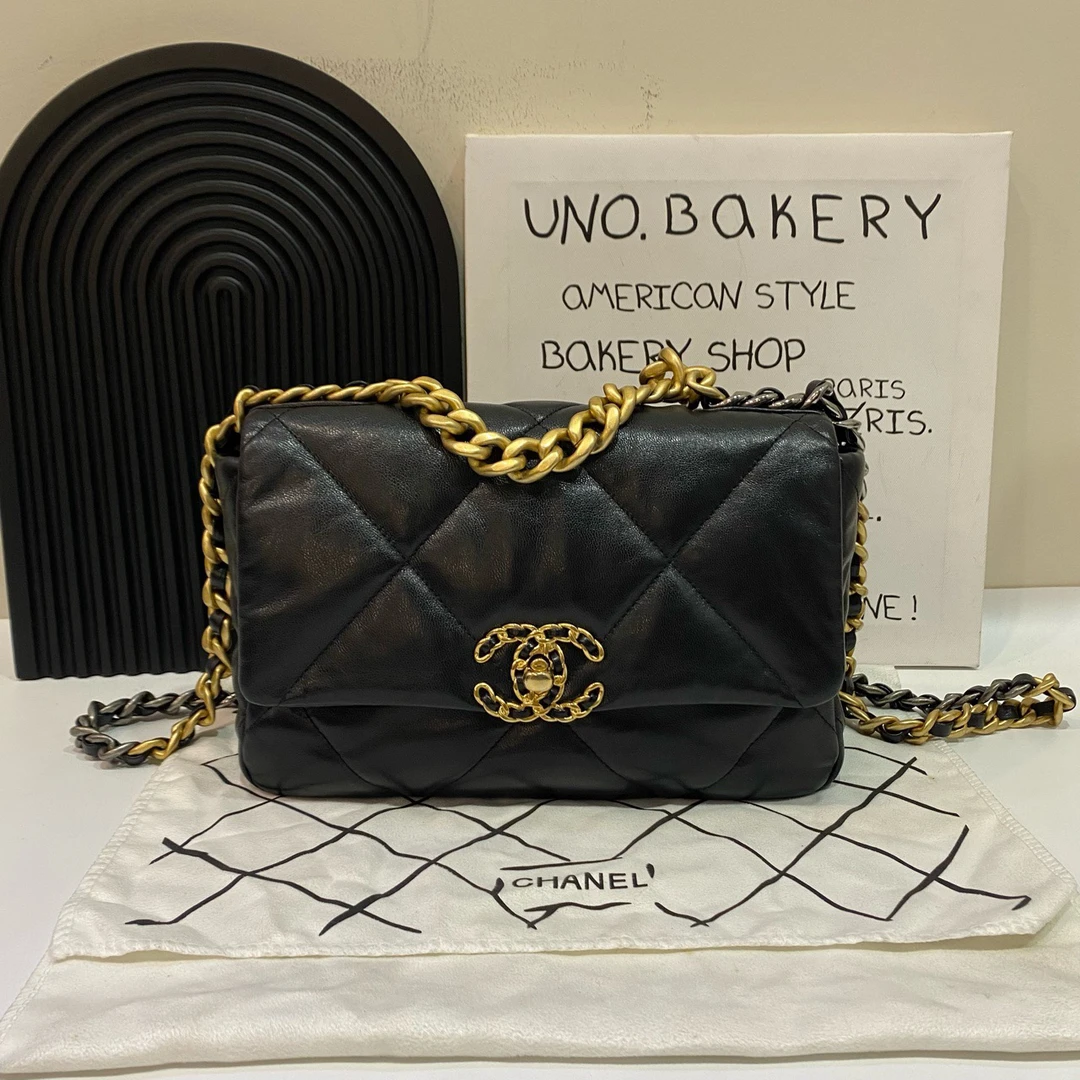 99新 Chanel/香奈儿 【蔡包紫】19bag黑金小号