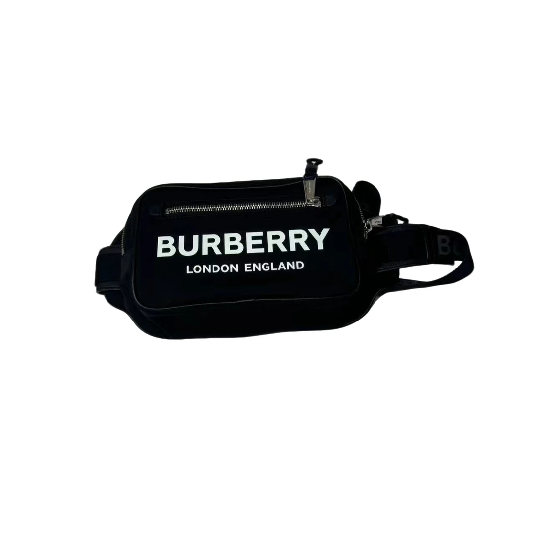99新 BURBERRY/博柏利 男士 时尚 休闲百搭黑色经典腰包胸包/0441