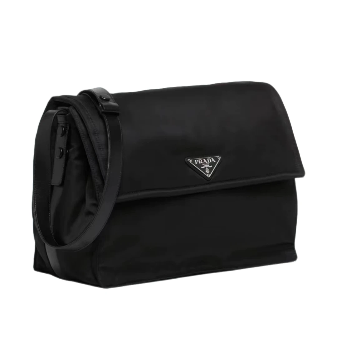 99新 Prada/普拉达 男 奢侈品黑色尼龙二合一单肩斜挎邮差包/0450