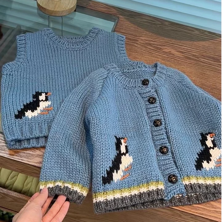 【现货】2024秋冬季新品儿童毛衣马甲男女童卡通休闲百搭时尚潮外套