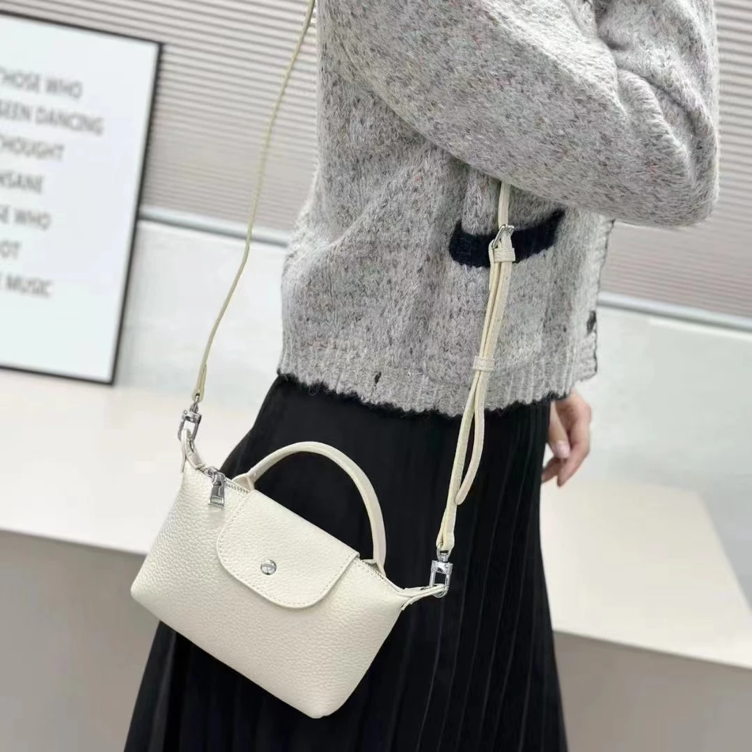 时尚轻奢百搭简约真皮斜挎女包