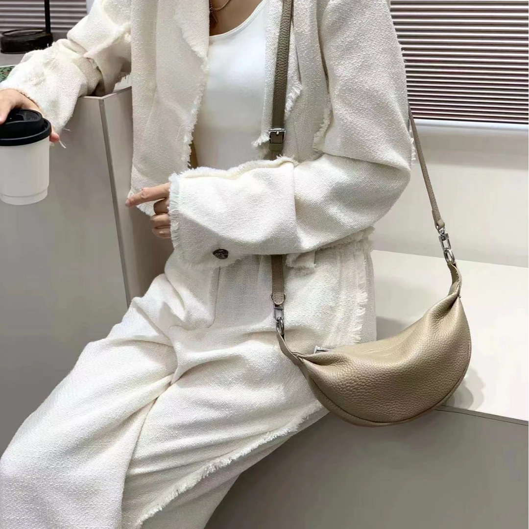 小香风百搭时尚饺子包