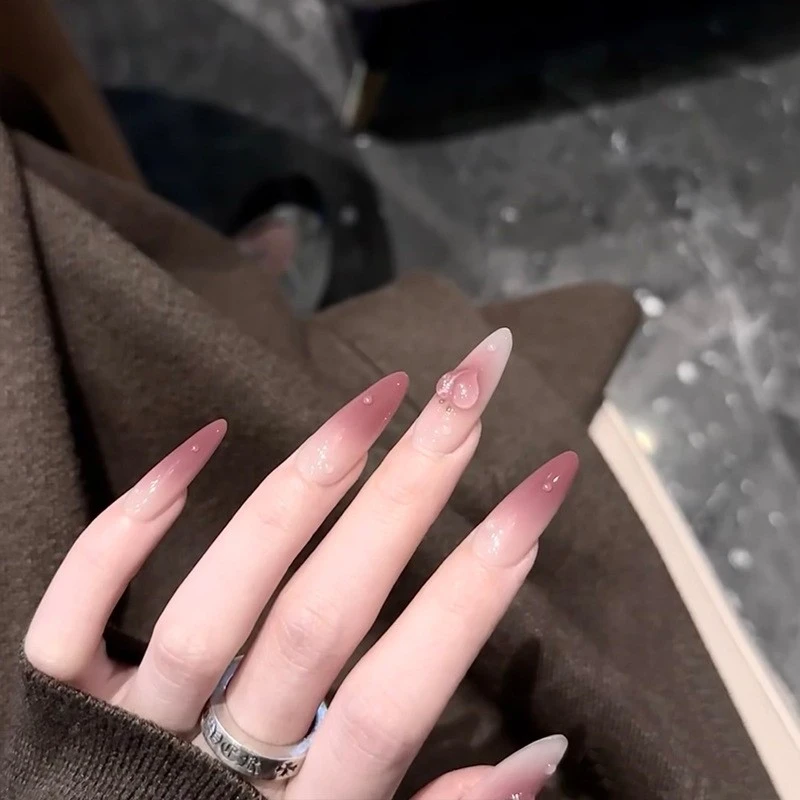 新品水蜜桃穿戴甲长款冰透手工美甲椭圆贴片戴钻爆闪假指甲新娘高