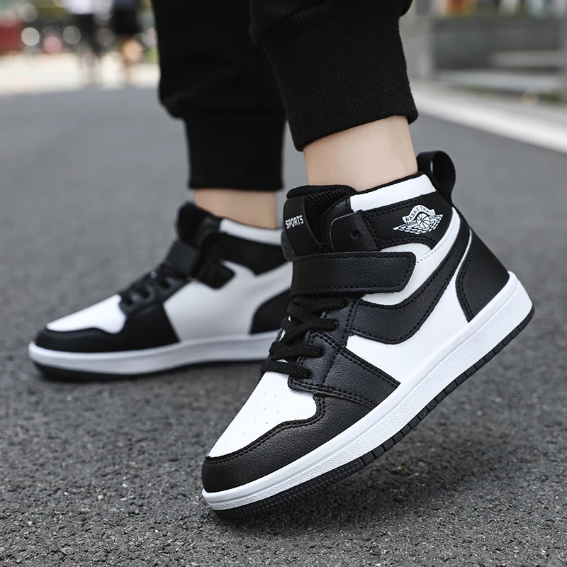 新款男童鞋子中大童6-12岁秋冬皮面小学生儿童板鞋男孩时尚潮鞋