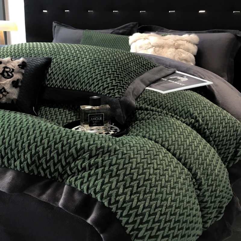 高档轻奢牛奶绒四件套加厚保暖双面绒被套冬季加绒珊瑚绒床上用品