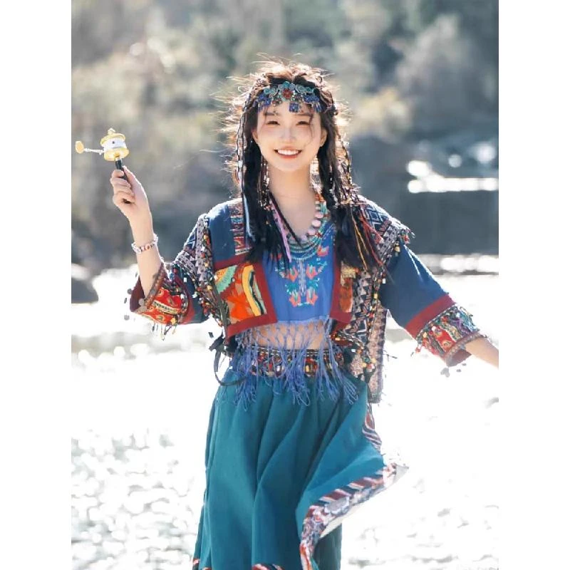 新款苗疆少女汉服异域风情亲子装母女民族风闺蜜服装杨超越同款