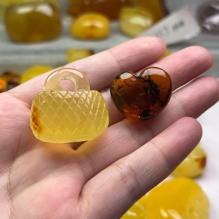 琥珀颈饰未镶嵌琥珀mi la