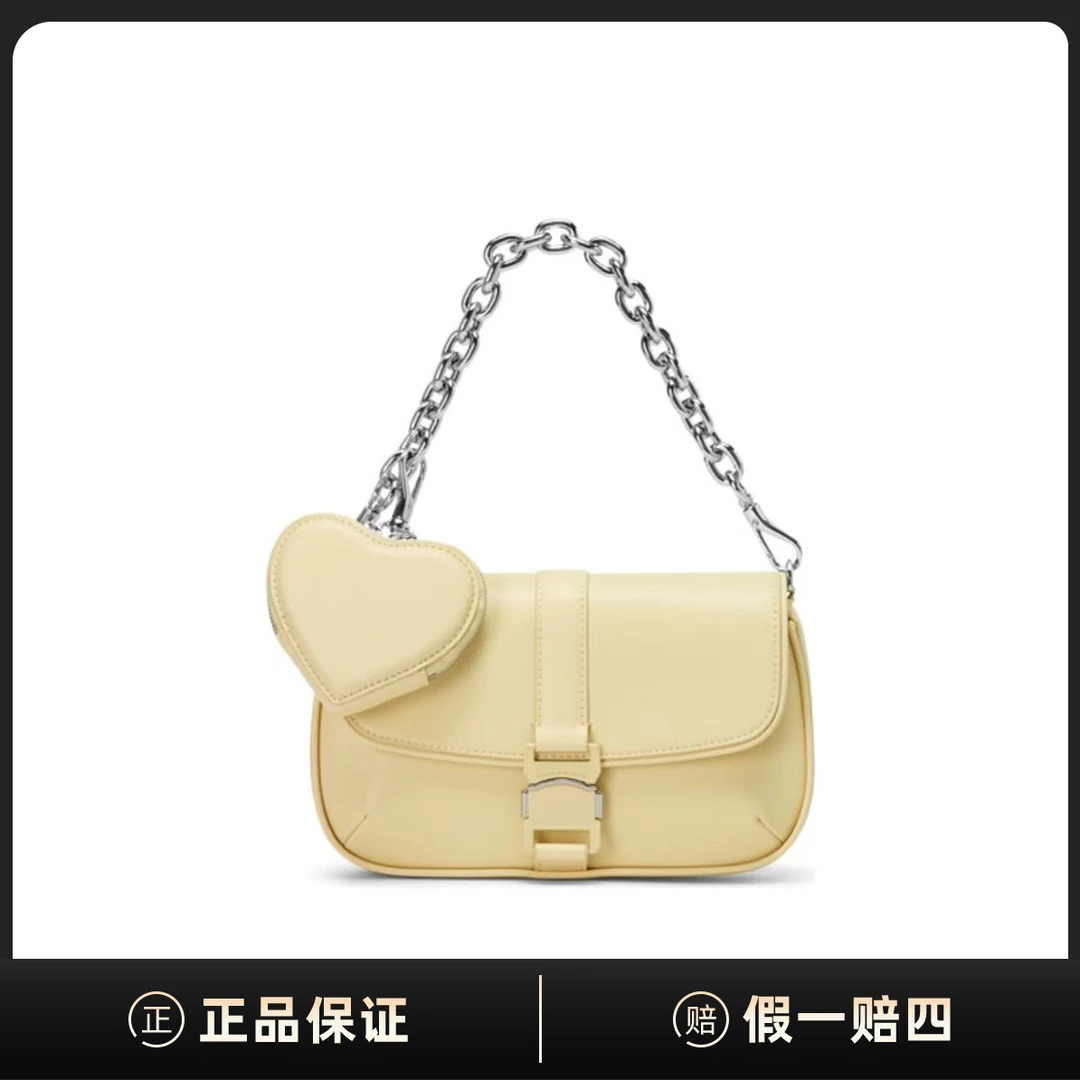99新 CHARLES & KEITH 链式肩带饰爱心零钱包DF00012（微瑕）