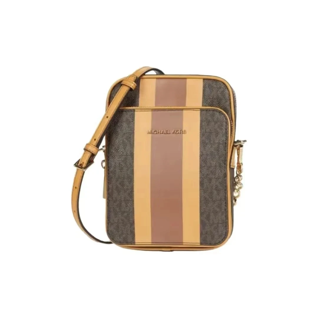 95新 MICHAELKORS/迈克高仕 单肩斜挎包Y329441