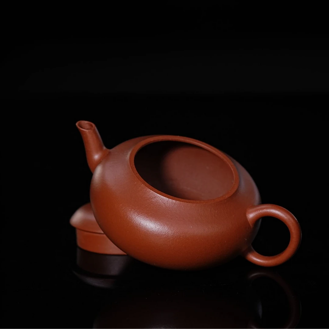 十八室张新茹全手工制作朱泥矮梨壶 容量120cc