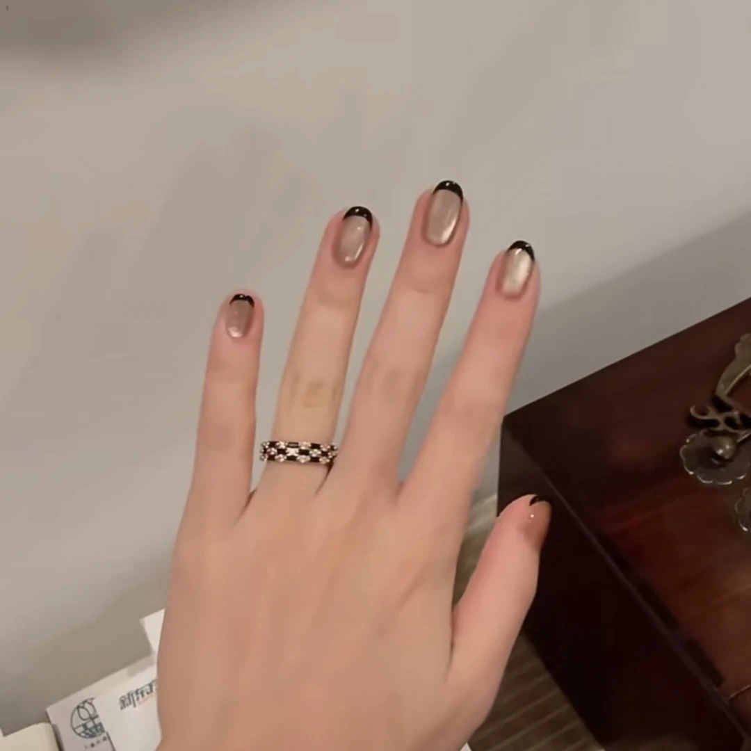 【优雅】现货 优雅永不过时 猫眼法式 黑白极简搭配 纯手工穿戴甲