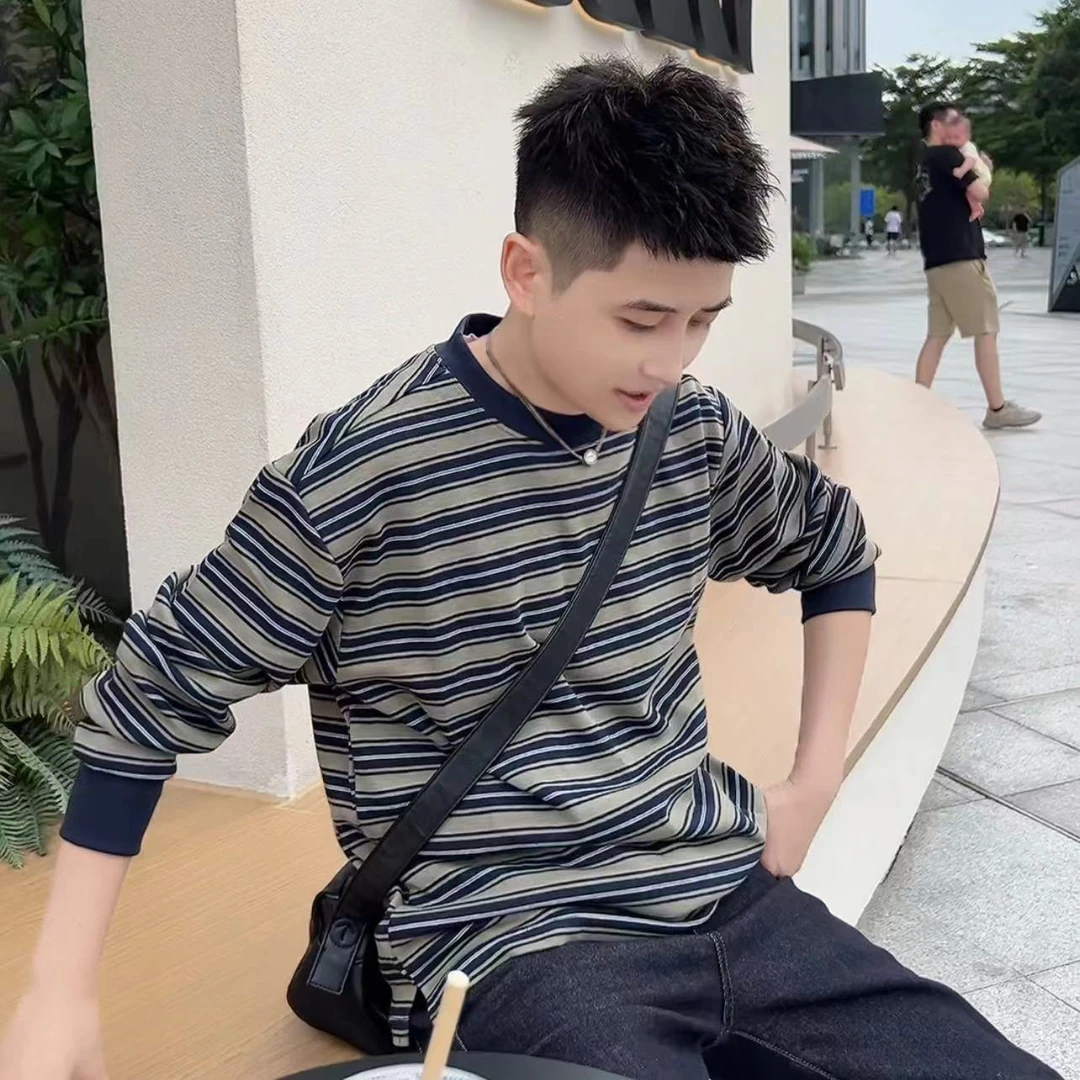 TW827经典百搭条纹卫衣T恤