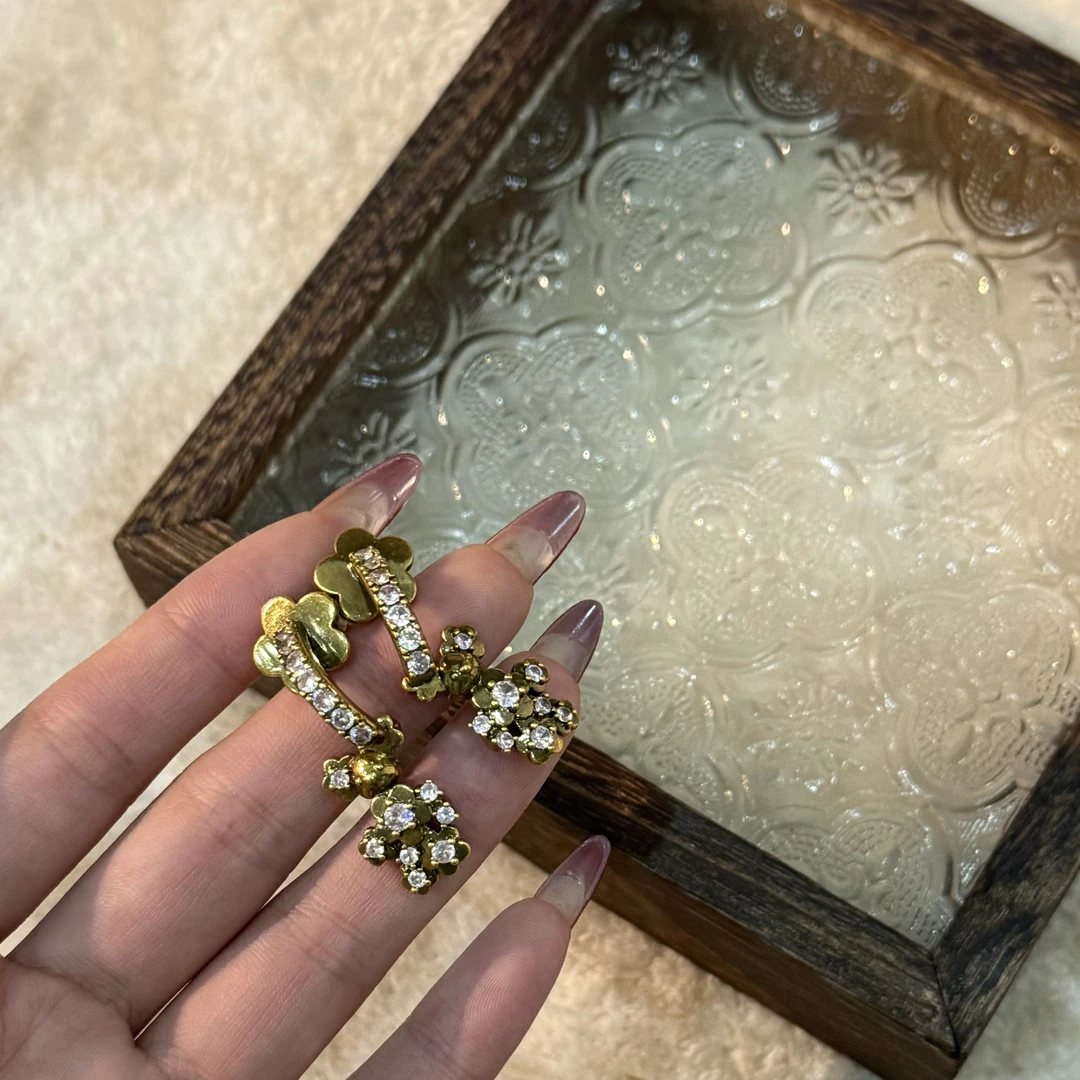 铜合金锆石耳饰 HRY0-铜合金ins复古小花简约耳钉HRY0-649