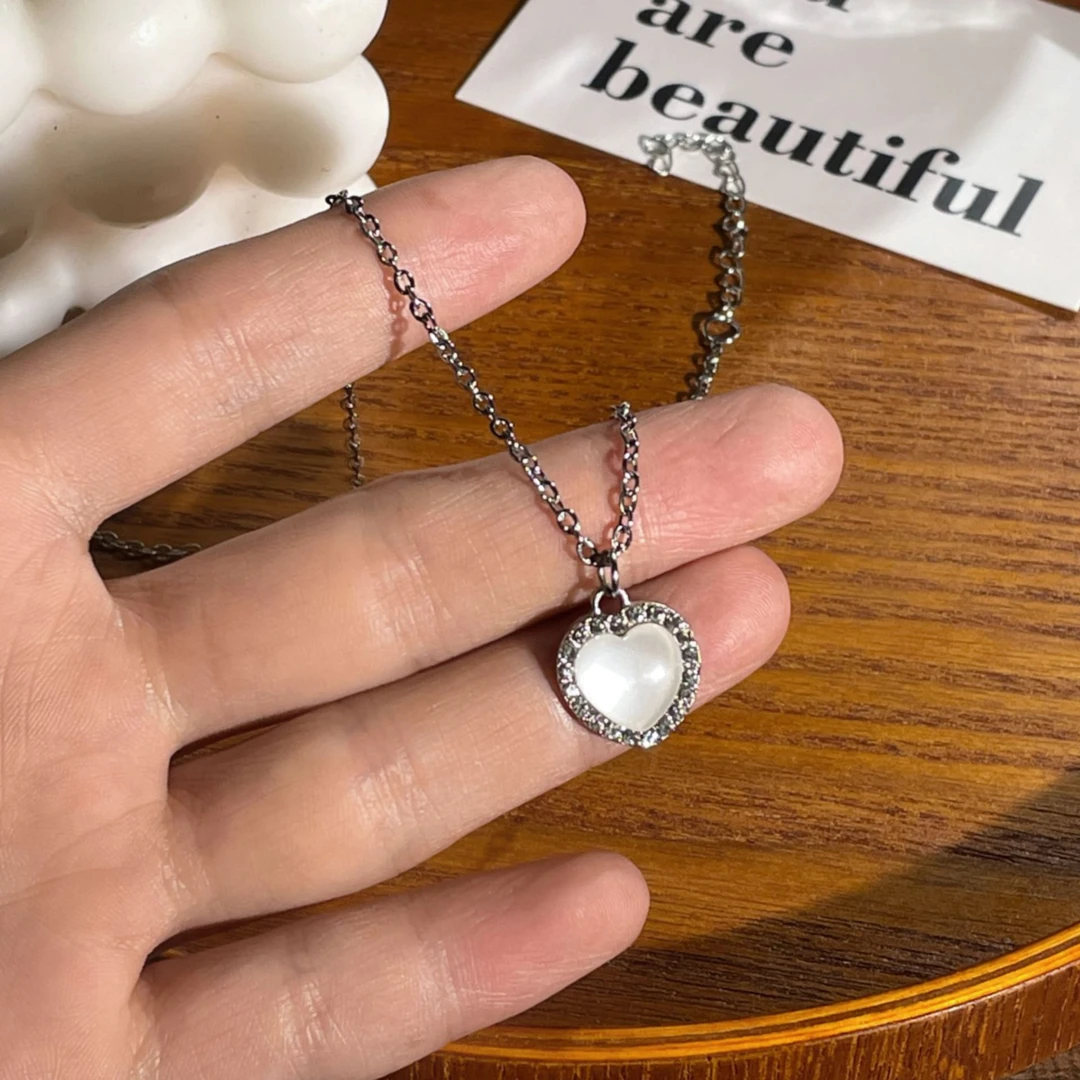 铜合金亚克力项链 53爱心项链女吊坠心形锁骨链