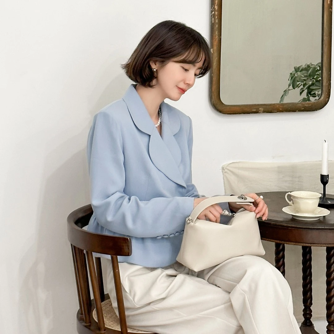 【复古衣橱】花瓣边短外套FS303W014