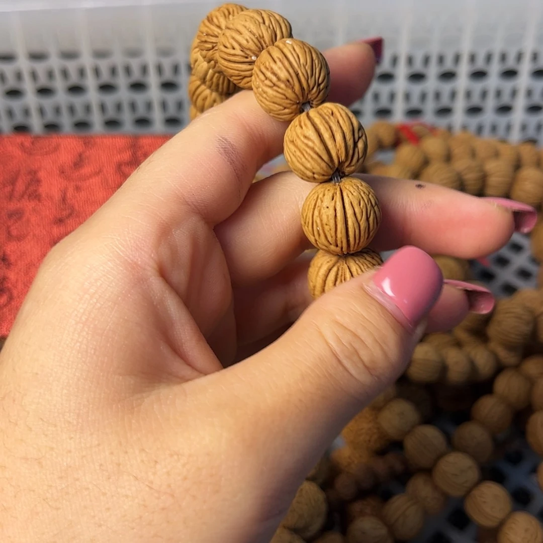【闪购商品】桃核吊坠文*