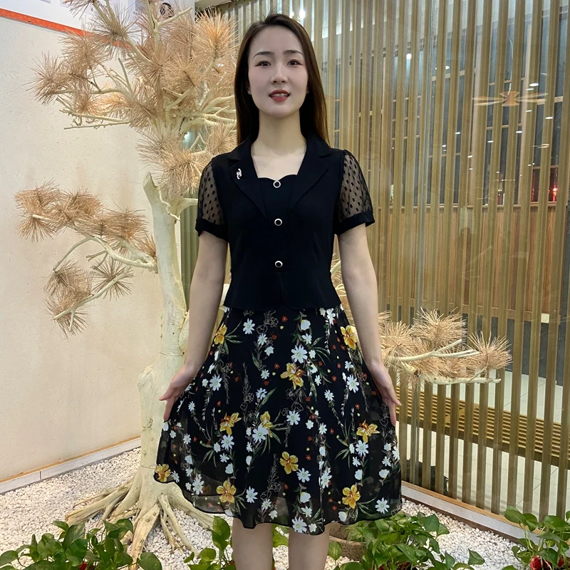 2024时尚夏季西装领拼接碎花连衣裙女气质显瘦百搭假两件减龄黑裙