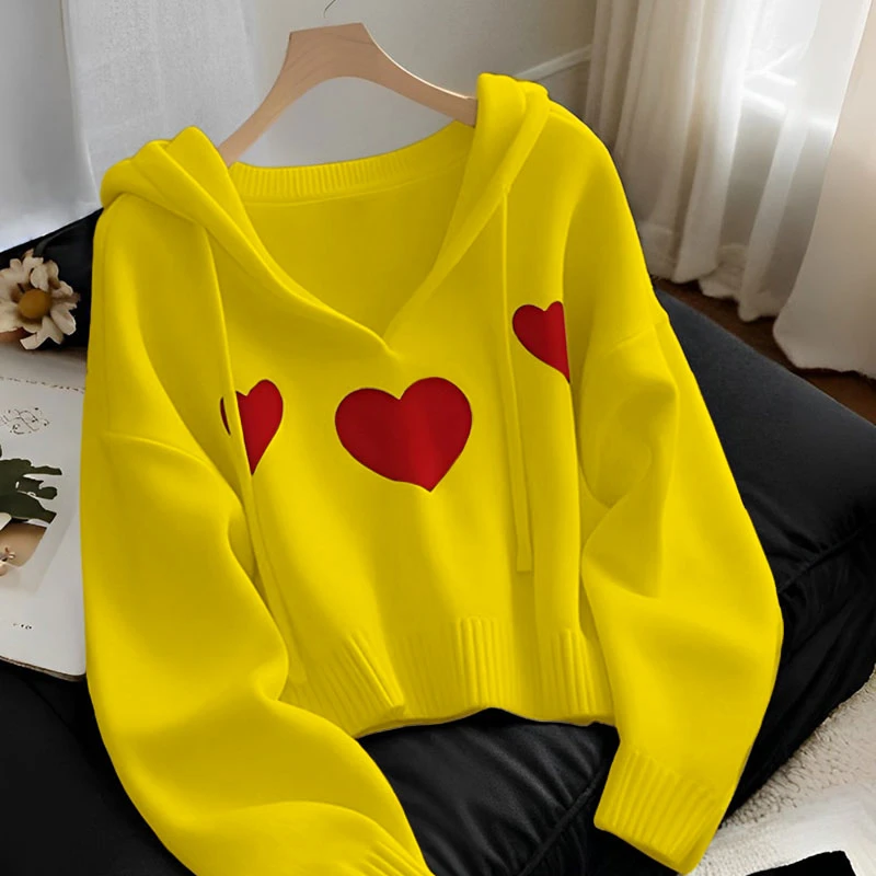 白色爱心针织慵懒风连帽时尚女2025新款爆款秋冬韩系chic别致上衣