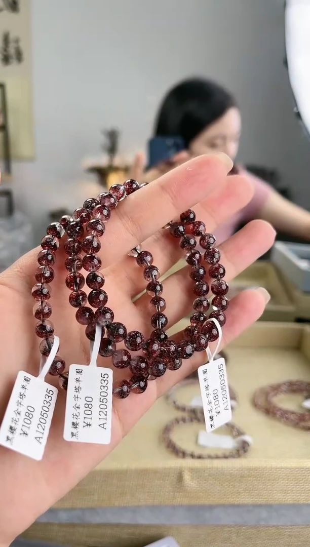 【闪购商品】水晶手串未镶嵌黑樱花金字塔单圈手串 多样性发一0503