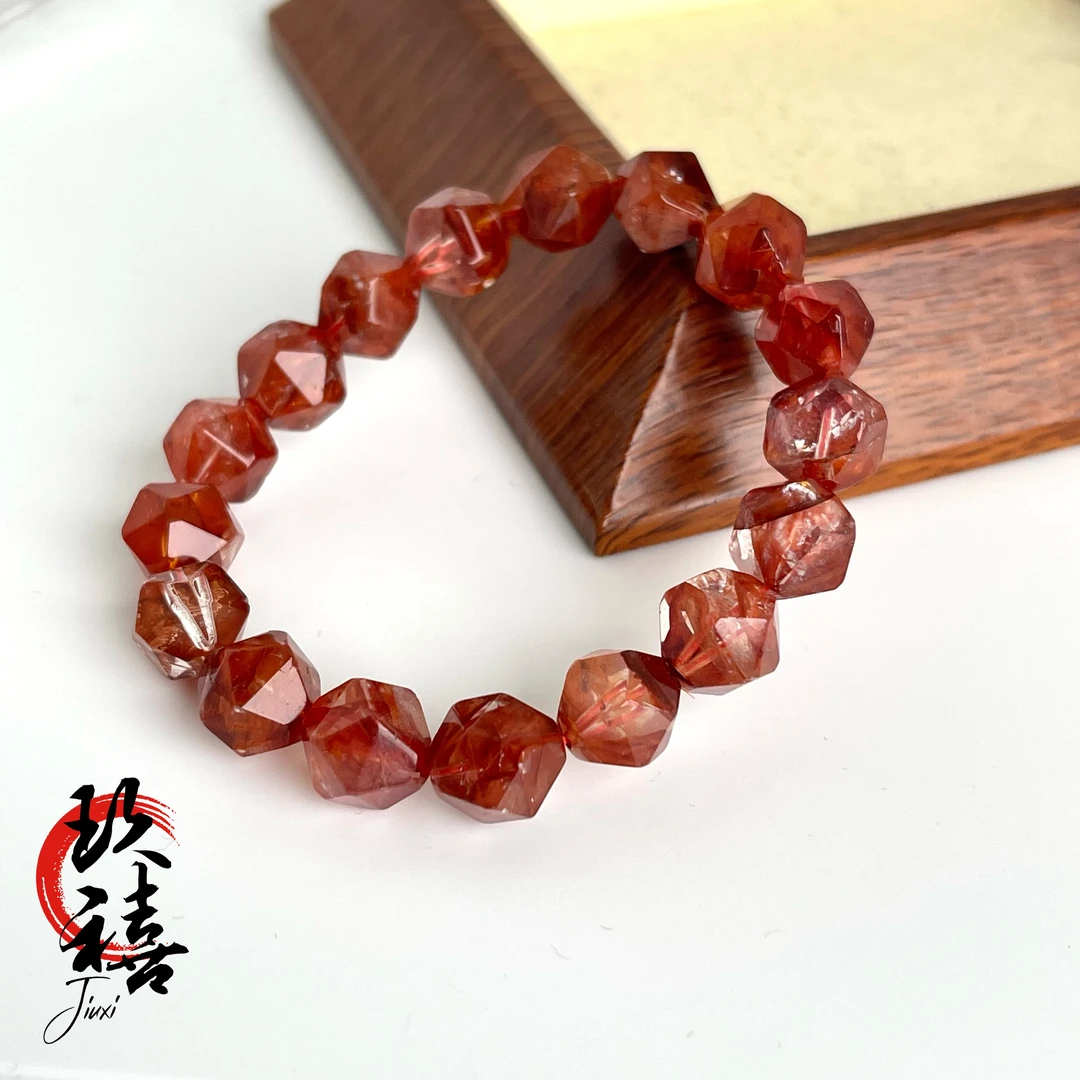 【二妹推荐】红胶花八角单圈手串 B121203043  0104 多样性发一