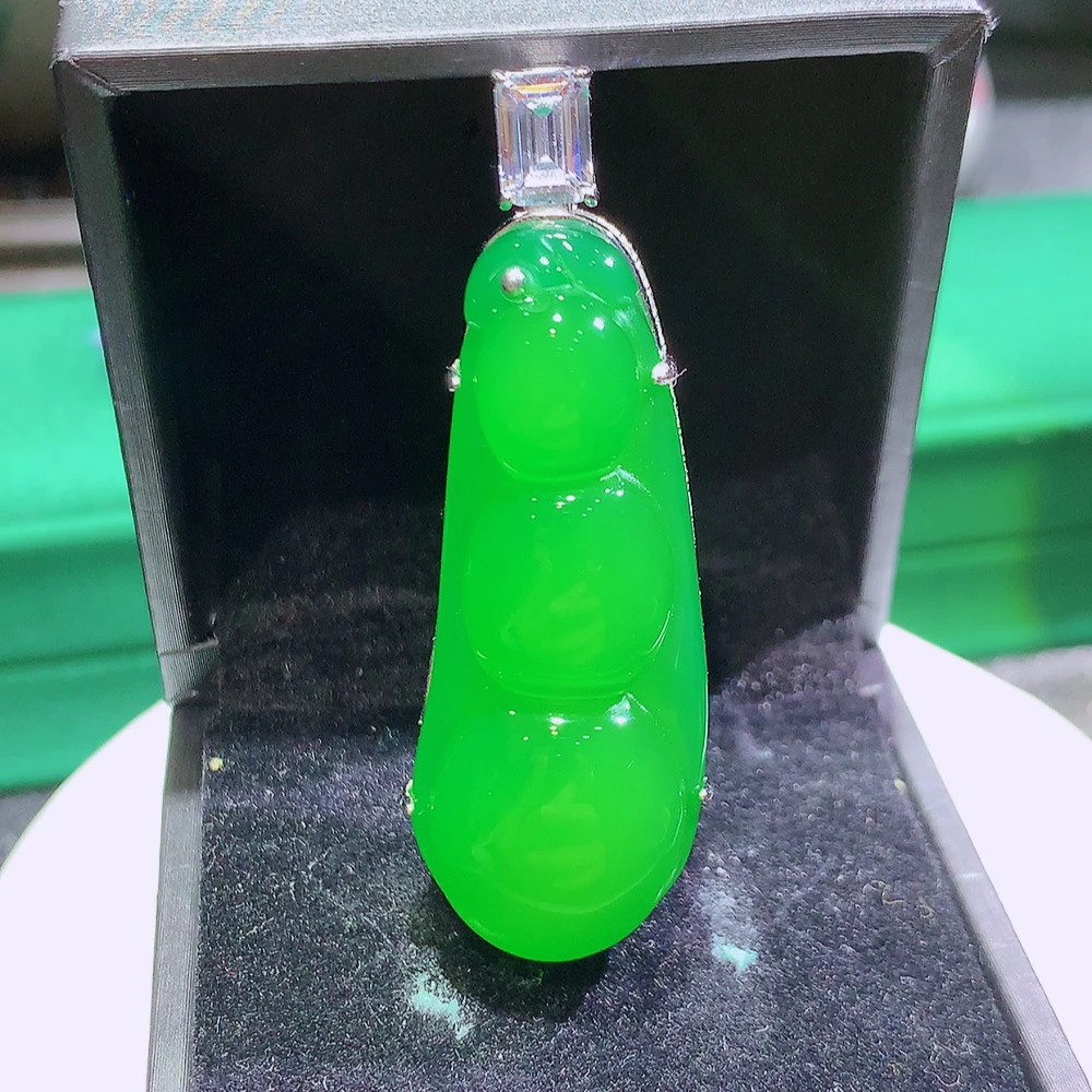 【霞姐珠宝】纯天然绿玉髓高品质开窗大号四季豆s925银镶嵌吊坠