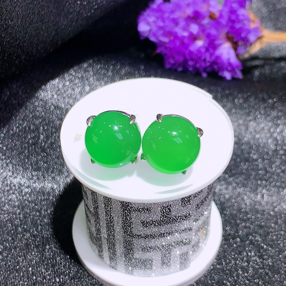 天然绿玉髓10×10mm简单四爪鸽子蛋耳钉