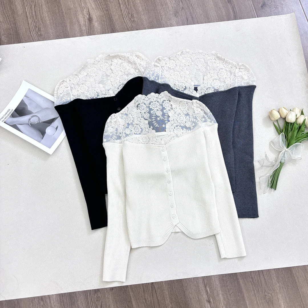 【叶子服饰】秋冬新款时尚气质性感蕾丝肩打底衫0297