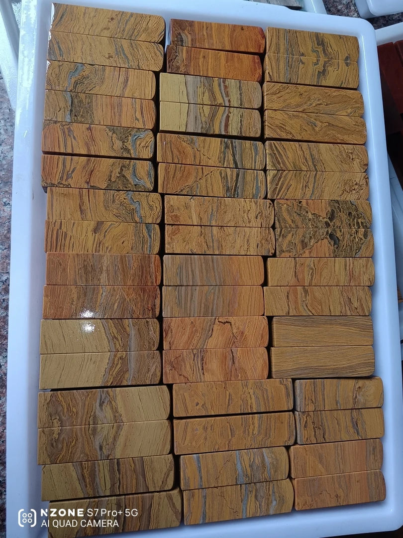 印度金石木纹石印面2.5*2.5cm高8-10cm一对