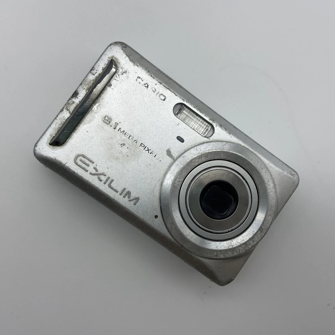 95新 Casio/卡西欧  EX-Z9 810万像素3倍光学变焦（no退no换 微瑕）