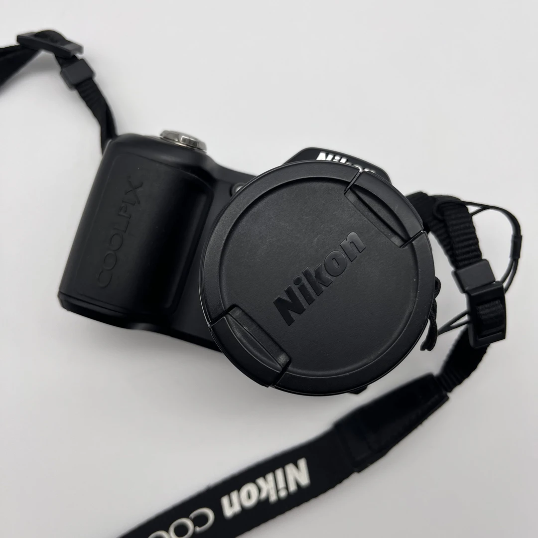 95新 Nikon/尼康 尼康L100 1000万像素 15倍光学变焦 （no退no换）