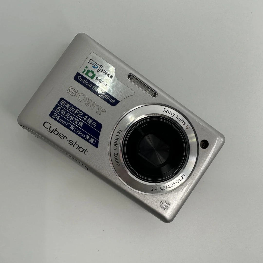 95新 Sony/索尼 索尼w390 1410万像素5倍光学变焦CCD(微瑕）
