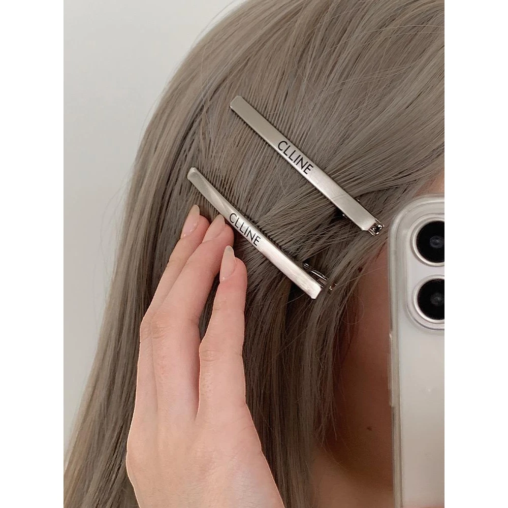 合金发饰 金属字母一字夹侧边夹刘海夹2023新款高端碎发前额夹子