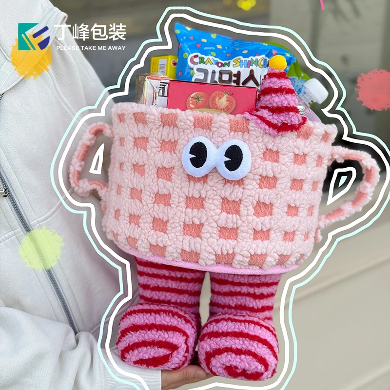 丁峰【10个起包邮】小怪兽卡通玩偶零食桶儿童节毛绒抱抱桶手提套袋