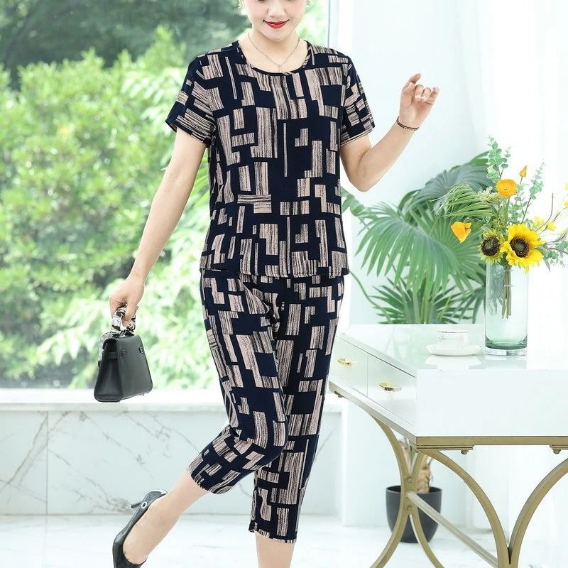 中年夏装新款休闲时尚显瘦洋气短袖长裤大码妈妈装