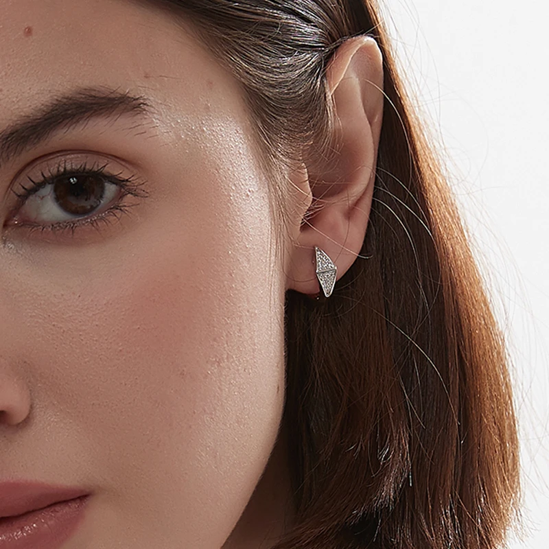 kitsh 铜合金耳饰 三角锆石耳钉小众ins极简高级感气质通勤耳环