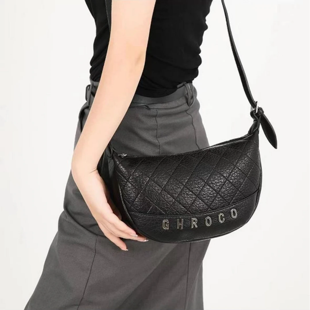 北欧轻奢新款萎格 PU包包女2024新款斜挎包休闲单肩腋下包质