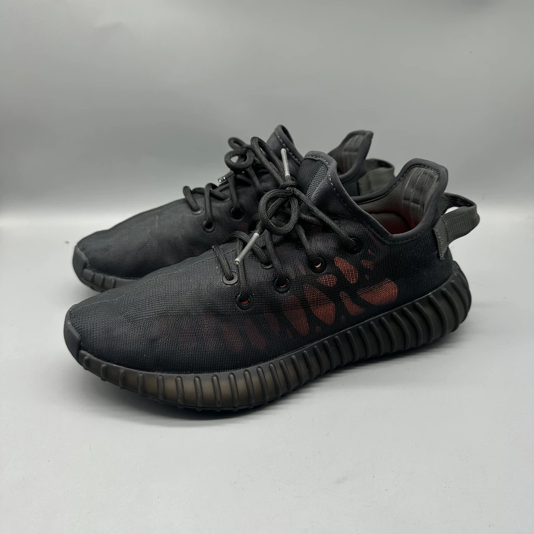 40.5码 微瑕 椰子350 v2 休闲鞋  公价1739