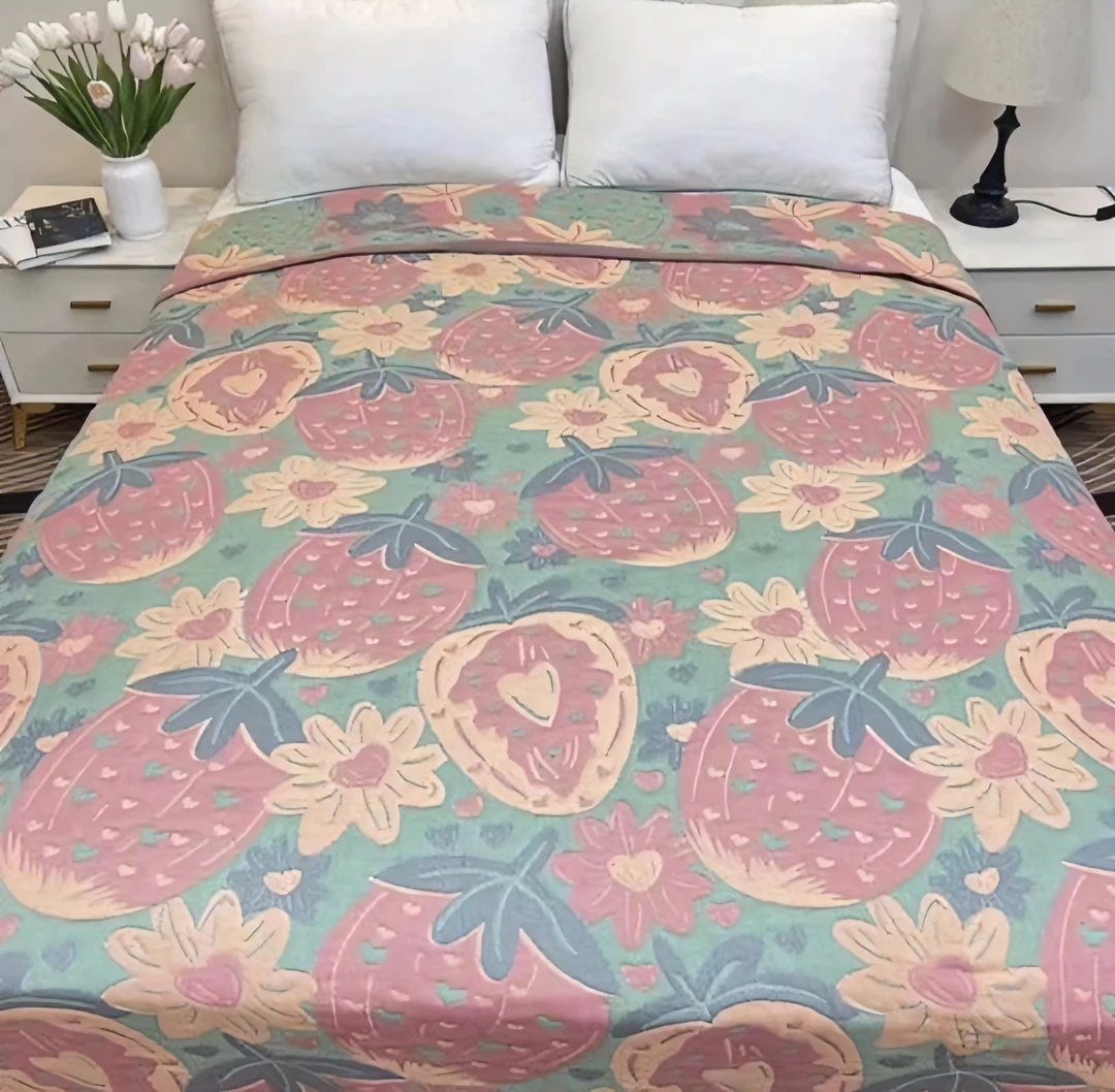【小草莓】 150cm x 200cm 多功能棉纱布床盖可铺可盖
