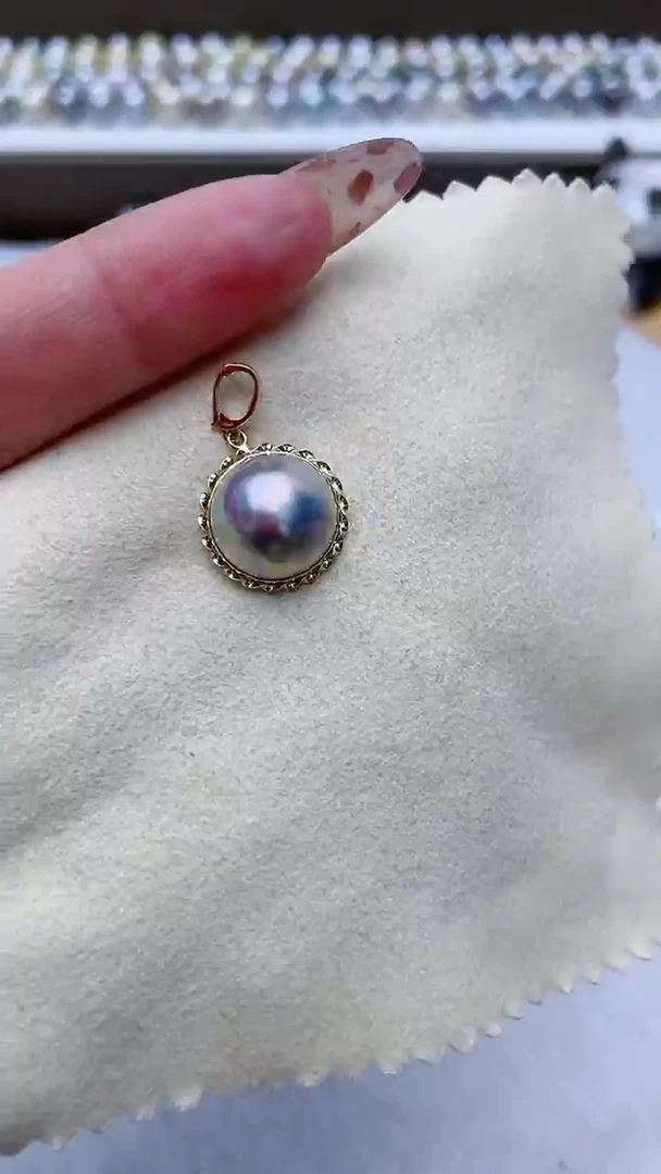 【闪购商品】拼合珍珠（马贝珠）颈饰18K金镶嵌A67