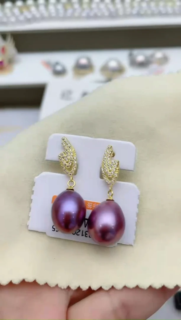 【闪购商品】淡水珍珠耳饰银S925镶嵌A77