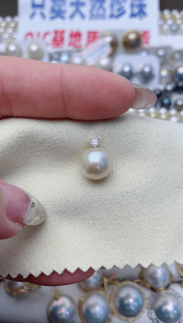 【闪购商品】海水珍珠颈饰18K金镶嵌Y143