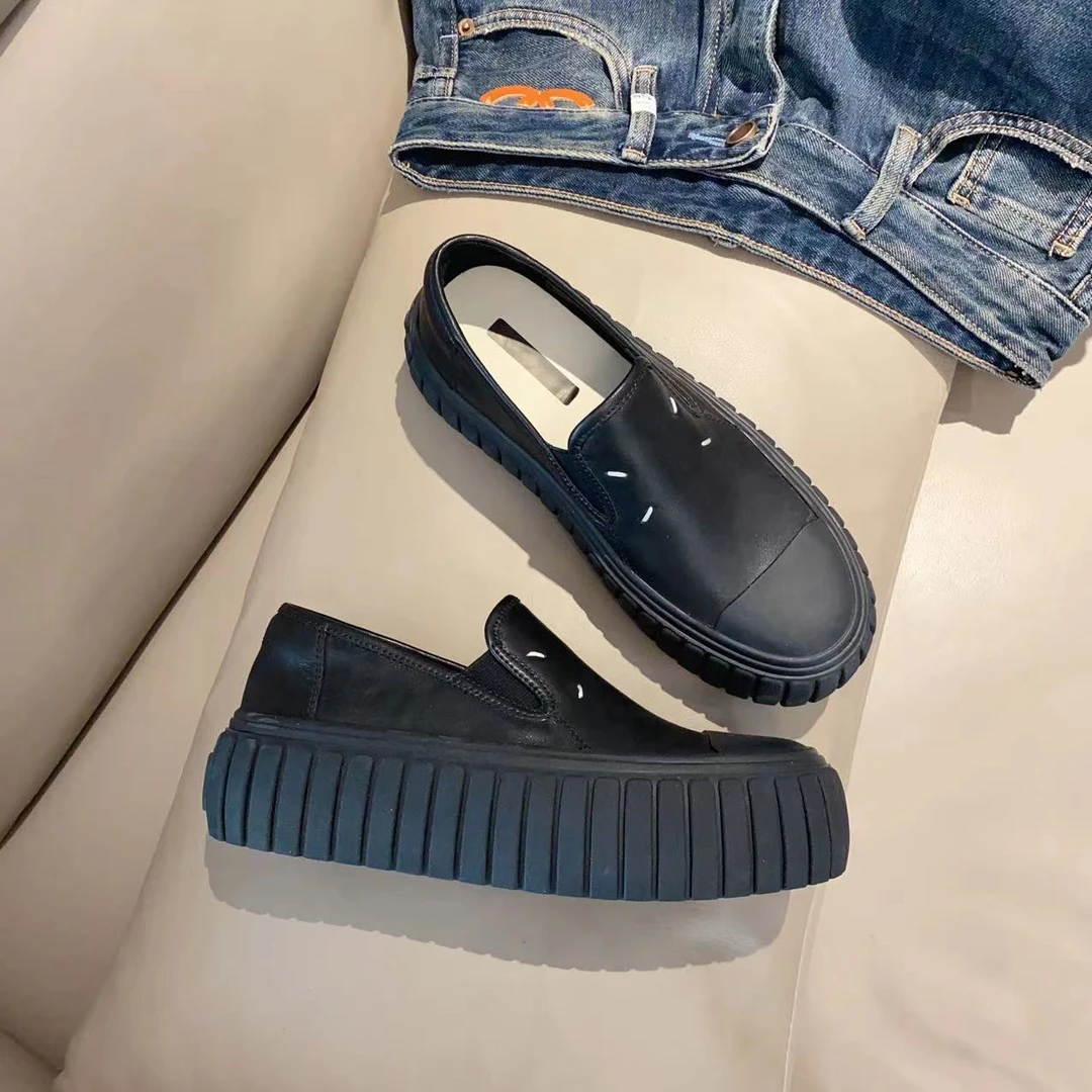 【欧货】春秋新款黑色百搭小牛皮厚底板鞋休闲鞋高4CM 32-2
