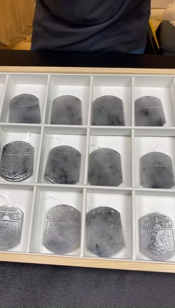 【闪购商品】定制翡翠未镶嵌多样性发货（只发一件）D2