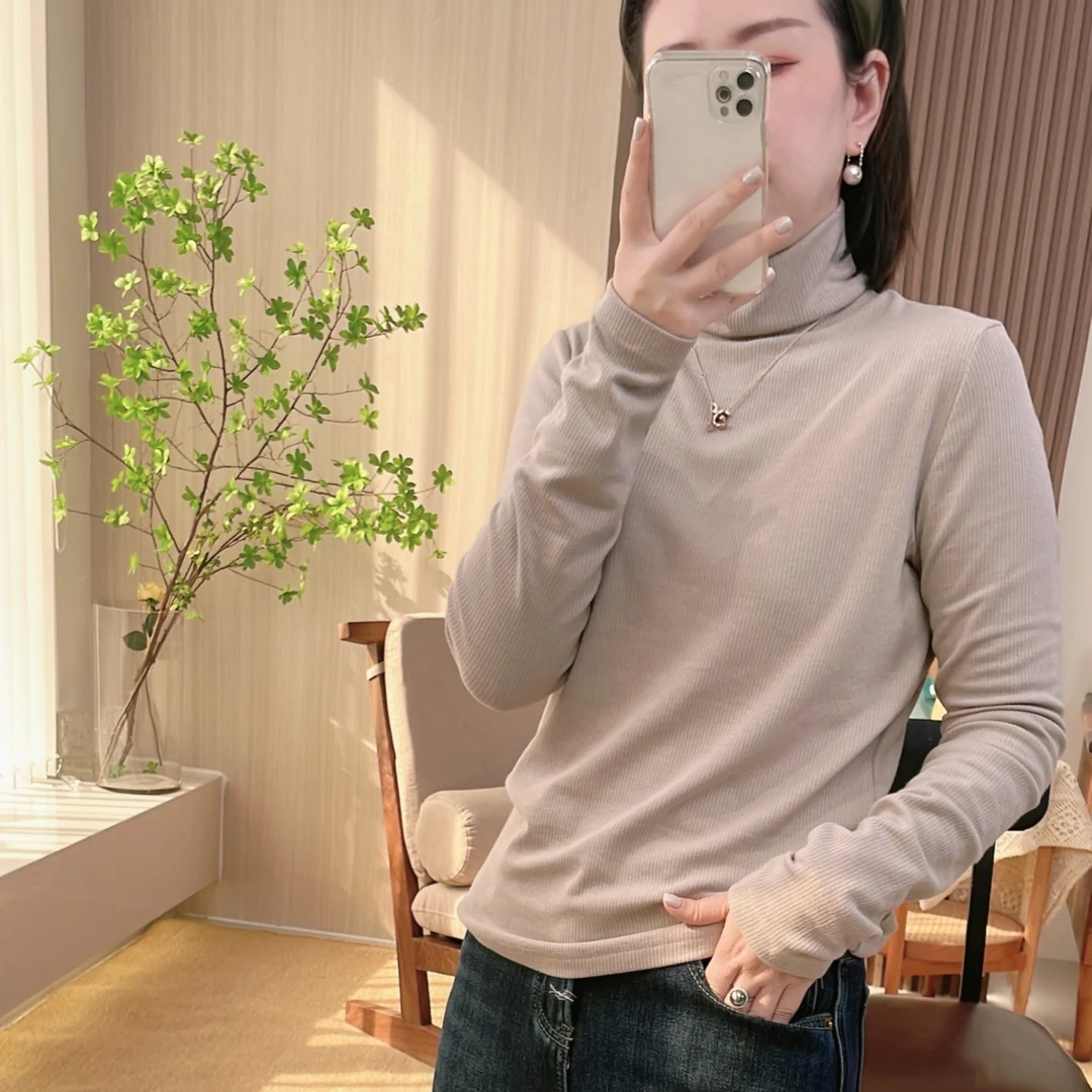 【亲肤发热】磨毛竖纹高领打底衫