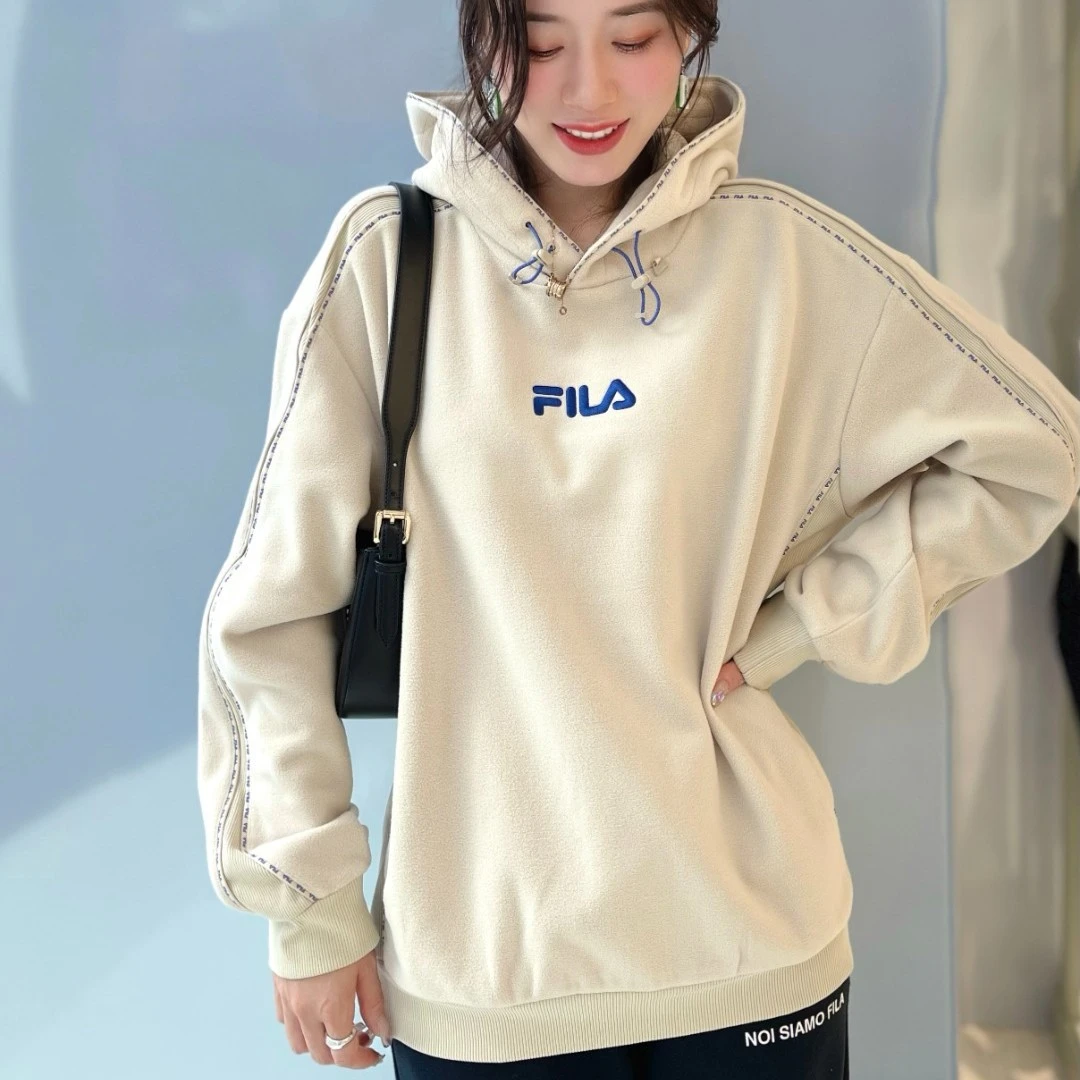 FILA潮牌秋冬款摇粒绒字母潮流时尚休闲百搭连帽卫衣 T11M211201F